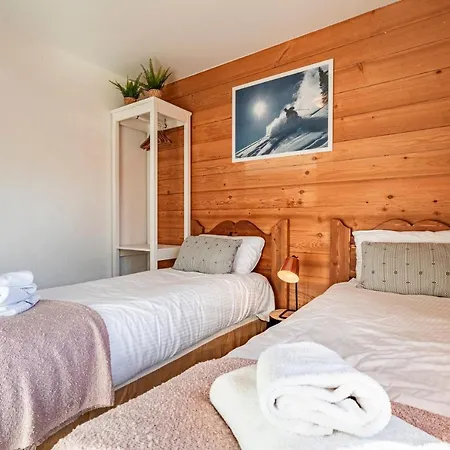 2 Bed Chalet, Sleeps 5 With Shared Pool - Morzine Exterior foto