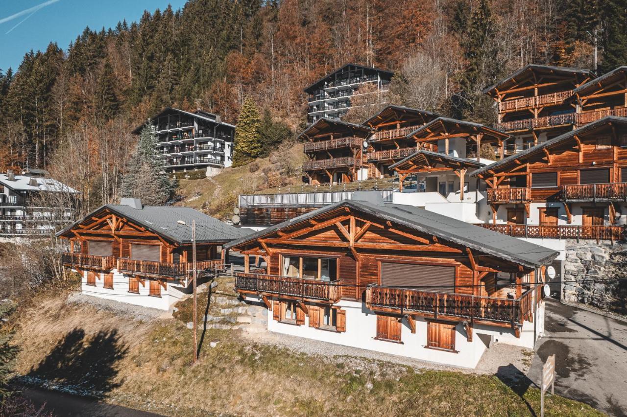 2 Bed Chalet, Sleeps 5 With Shared Pool - * Morzine